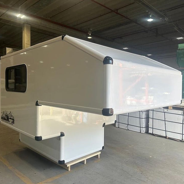 Lake Country Camper - Slide-In 5.5' - 4 Saisons