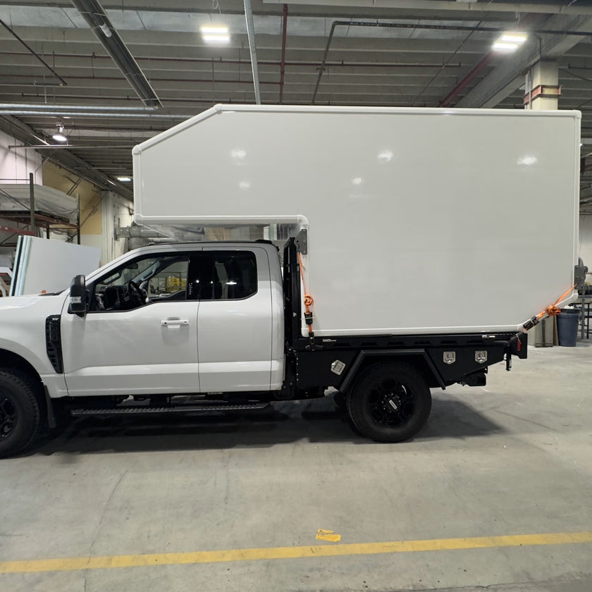 Lake Country Camper - Flatbed 8' - Campeur 4 Saisons