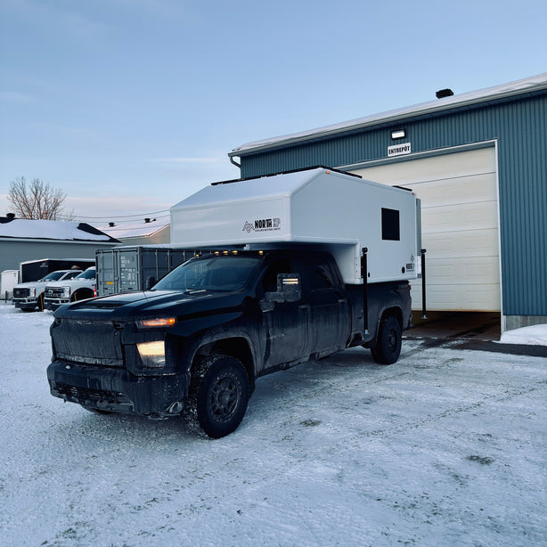 Lake Country Camper- Slide-In 8' - Campeur 4 Saisons
