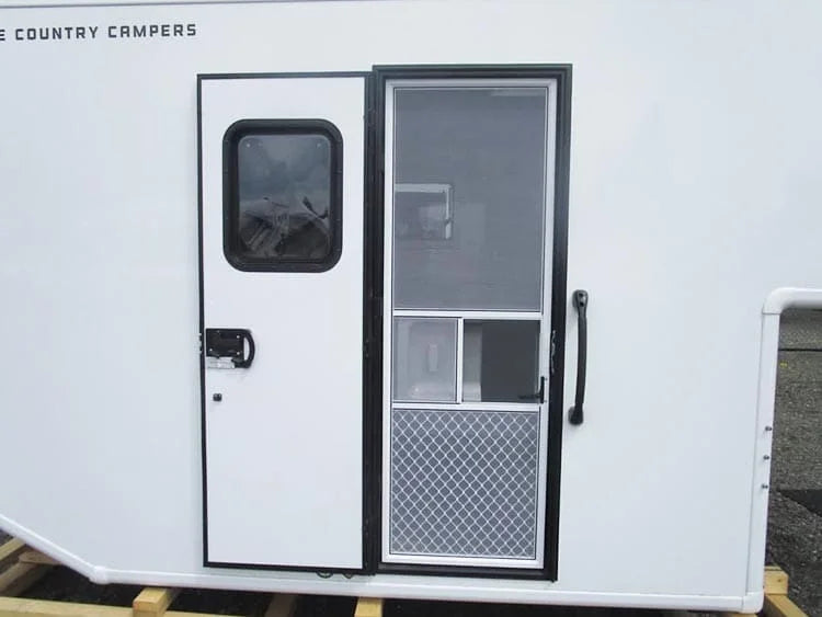 Lake Country Camper - Flatbed 8' - Campeur 4 Saisons